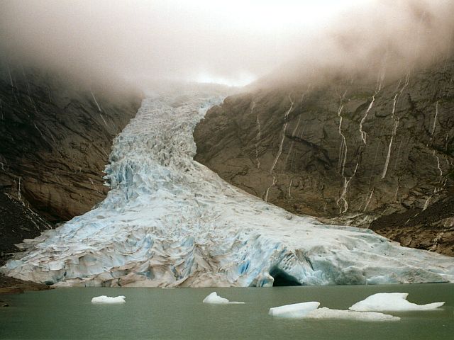 Brikdalsbreen